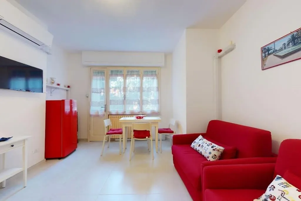 Lucevanlestelle - Full Comfort Quiet Apartment By The Promenade Viareggio 0*,  Italy
